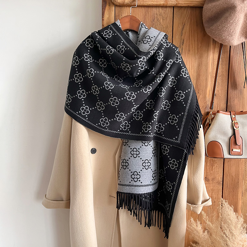 Brands Jacquard Design Winter  - Woven Scarf Blanket 评论和价格